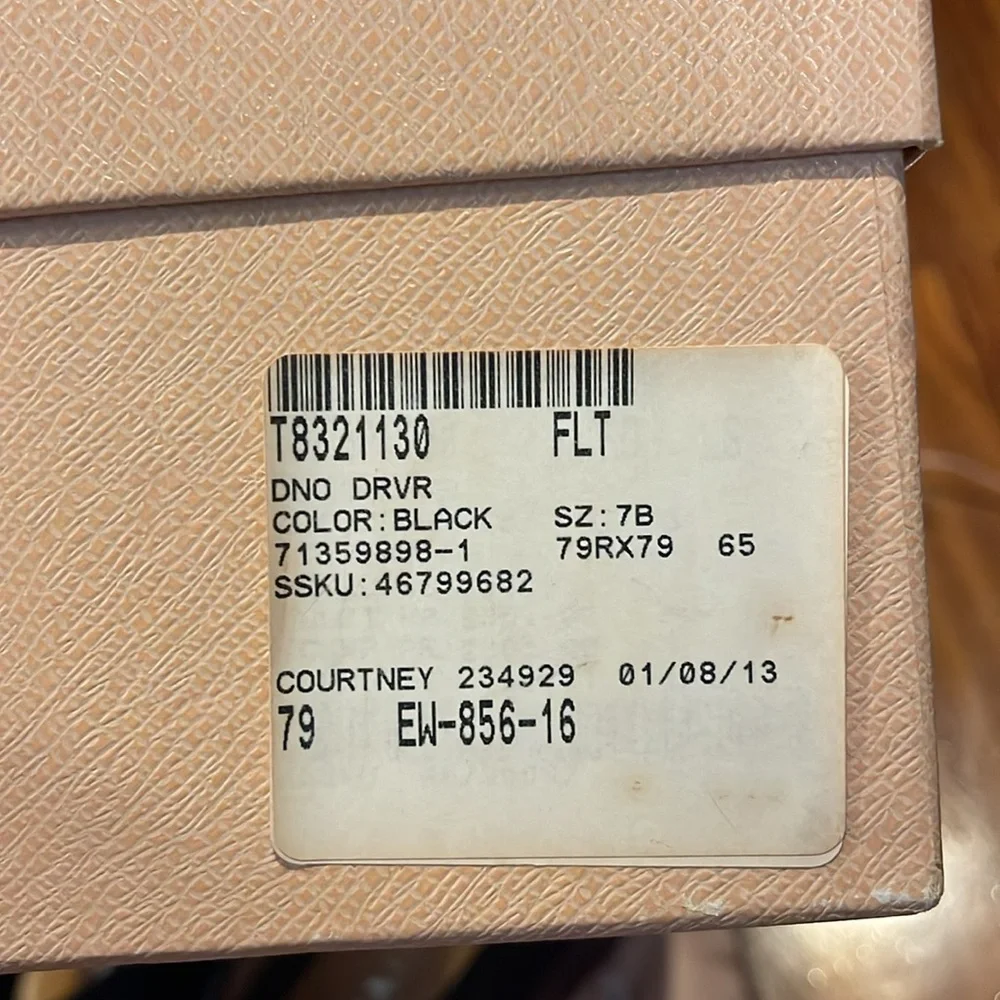 Prada black driving shoes - authentic - Picture 8 of 10